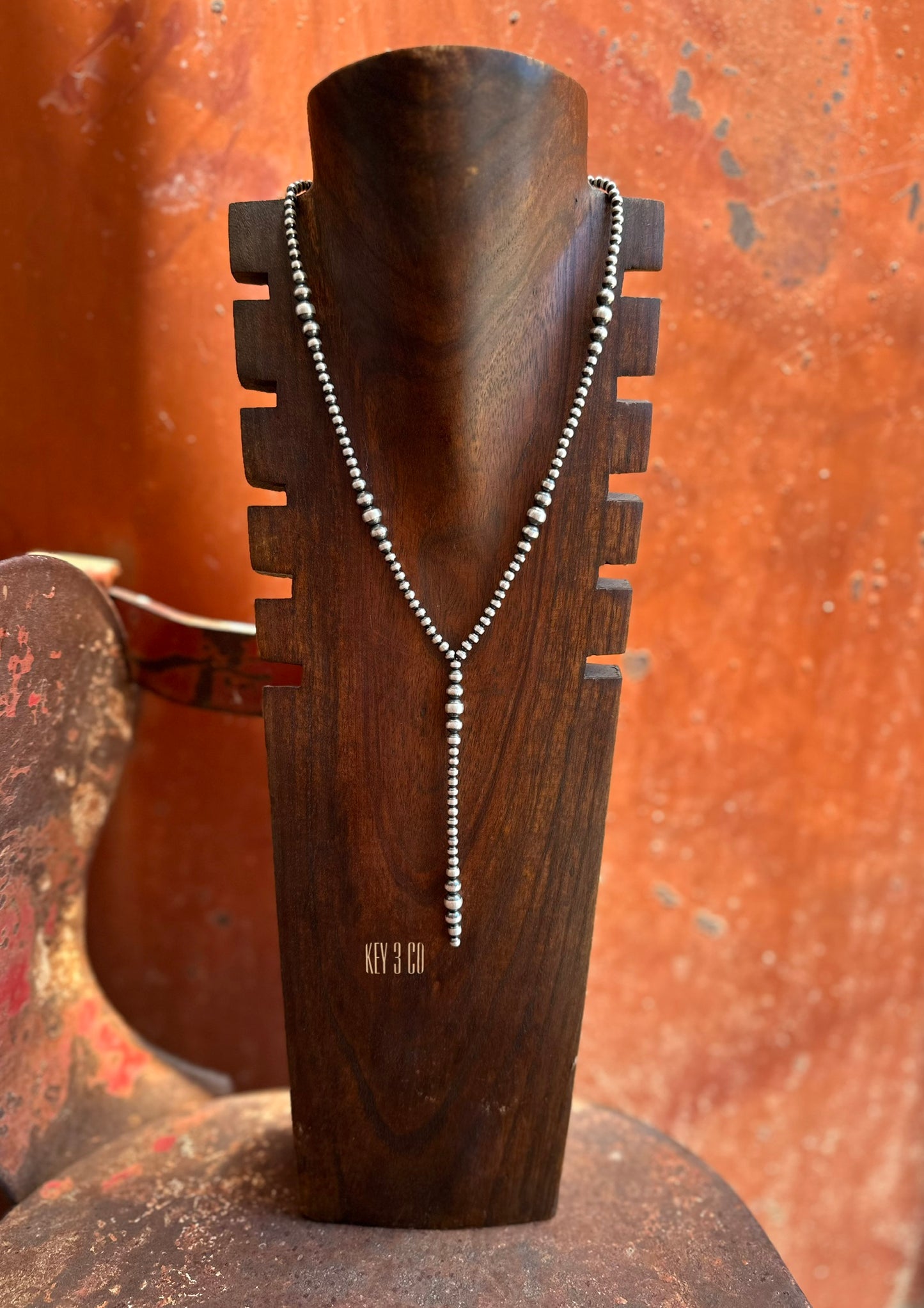 Graduated Lariat Pearl Necklace