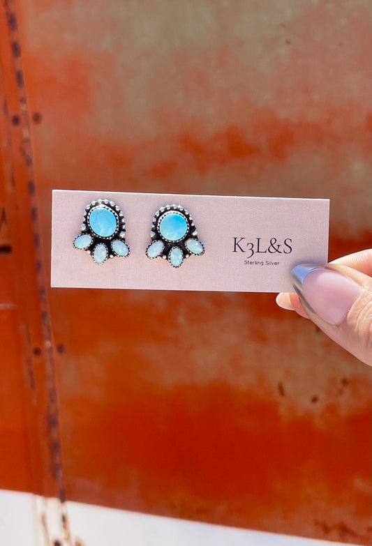 Snow Stud Earrings image 0