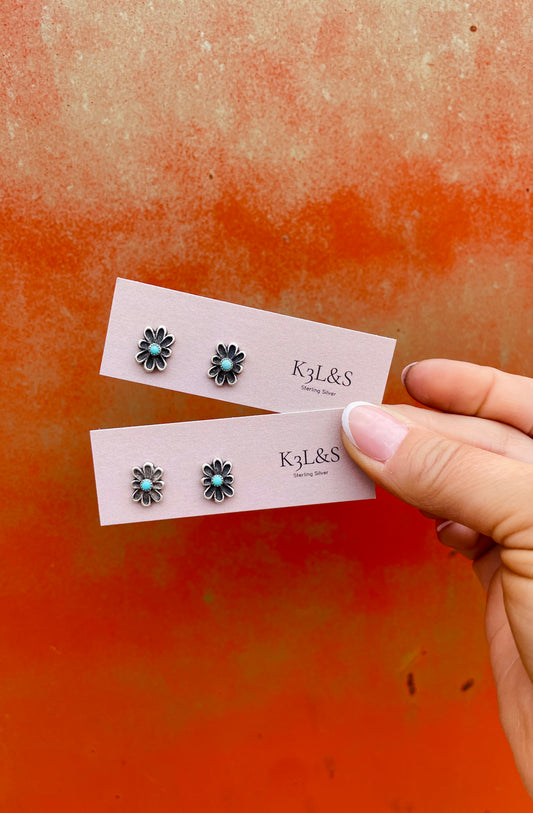 8 Petal Flower Earrings image 0