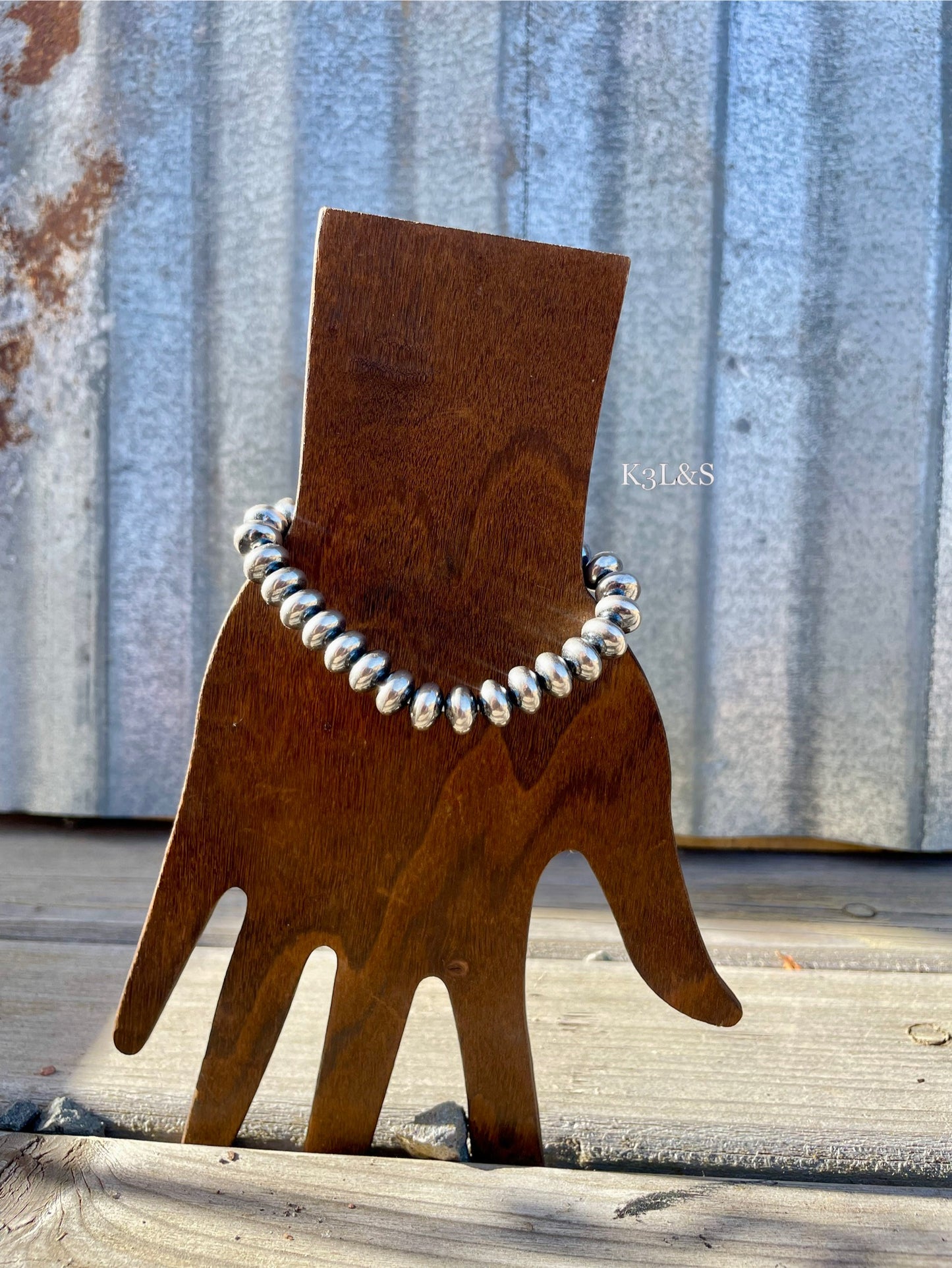 10mm Saucer Stretch Bracelet image 0