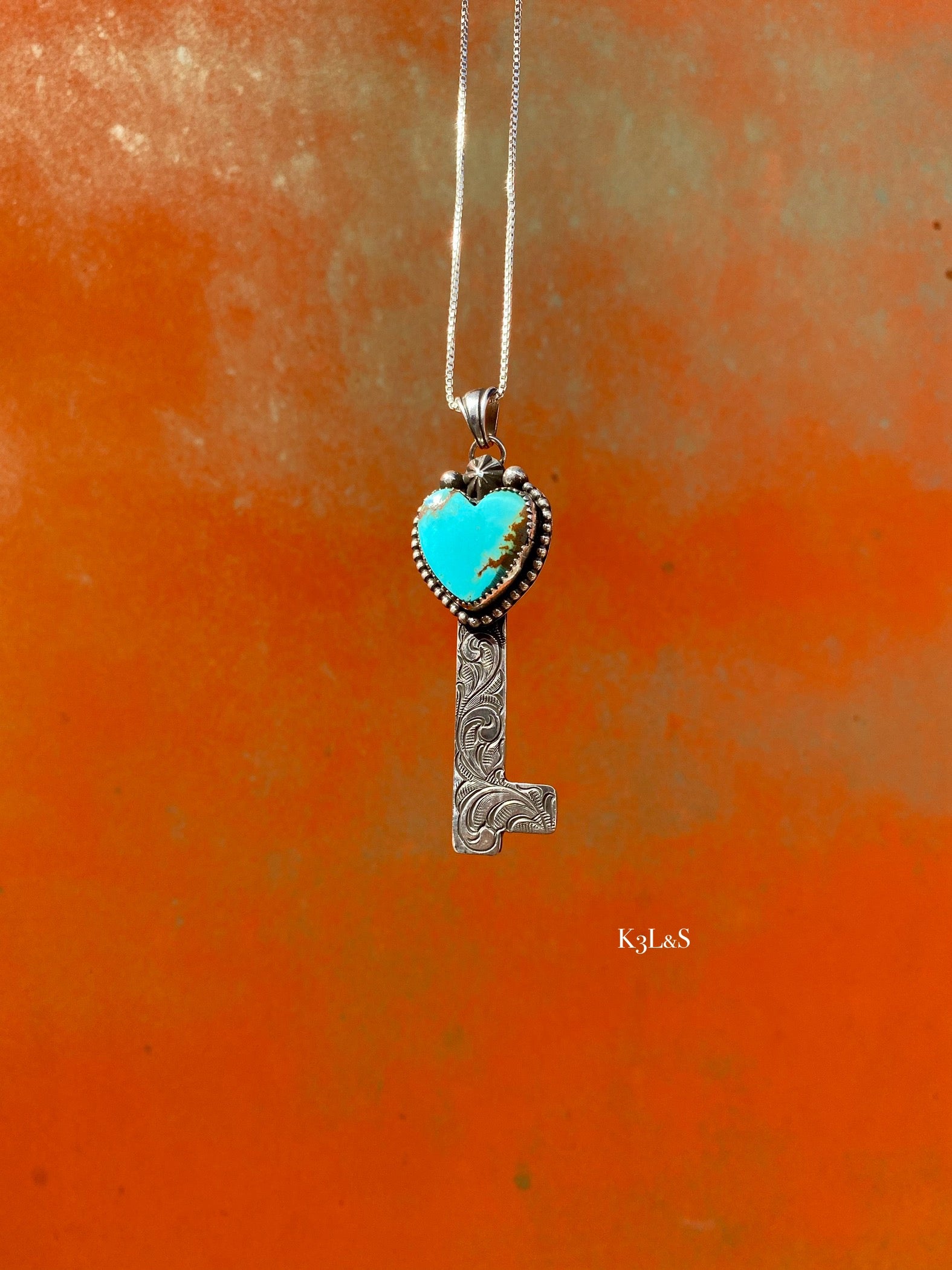Royston Turquoise Key image 1