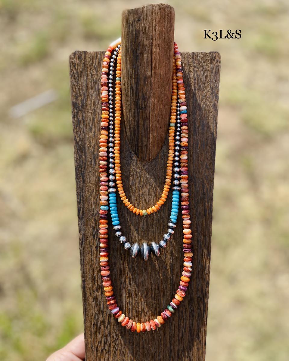 Orange Spiny Necklace image 2