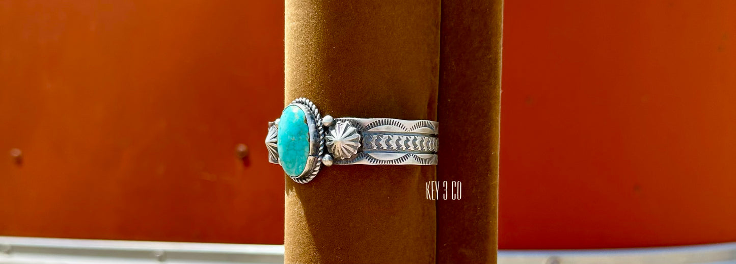 Tille Cuff