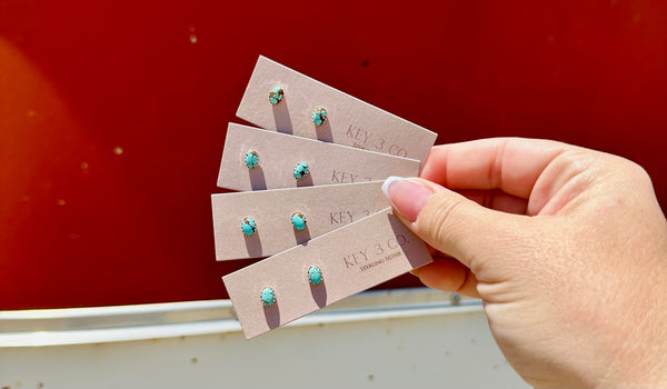 #8 Oval Studs