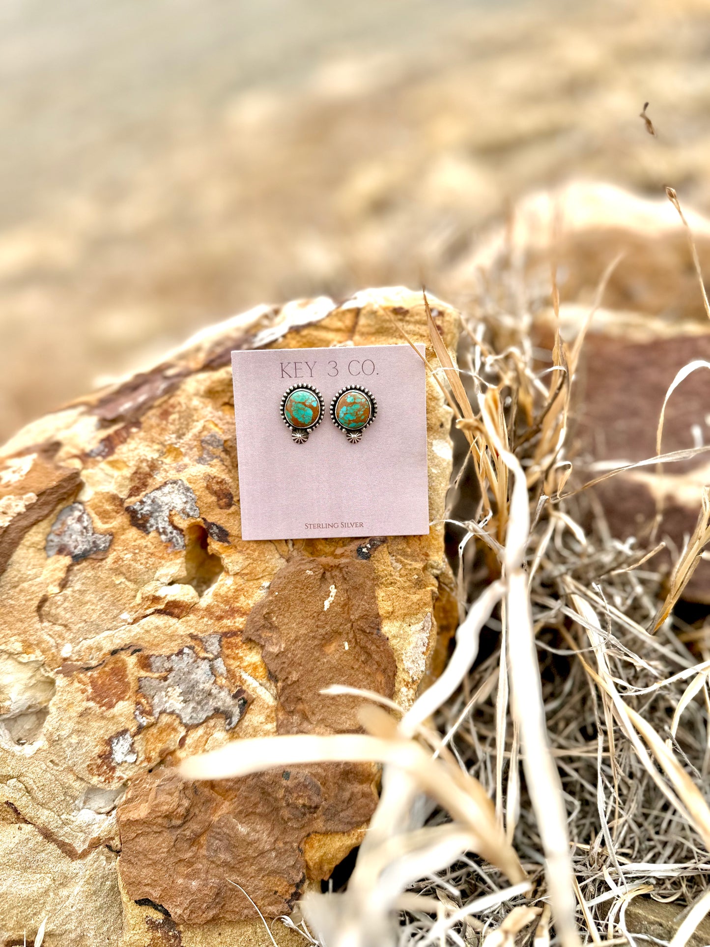 Round Brown Matrix Oval Studs