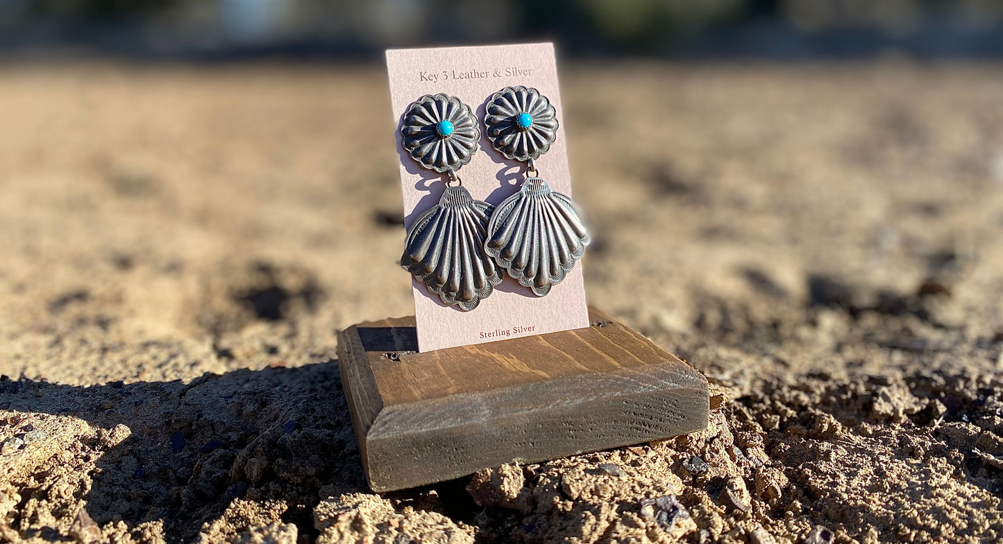 Conch Earrings image 1