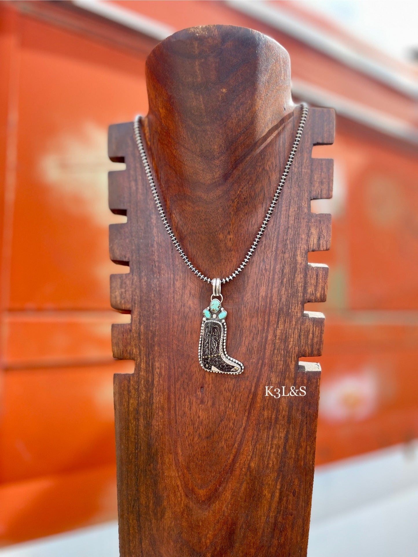 Black Boot Pendant image 0