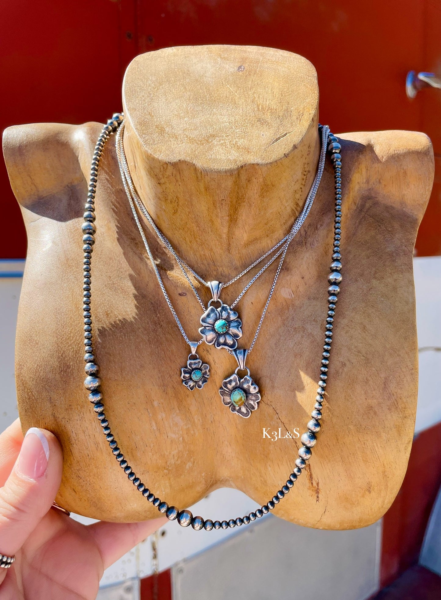 Miley Large 5 Petal flower  image 0