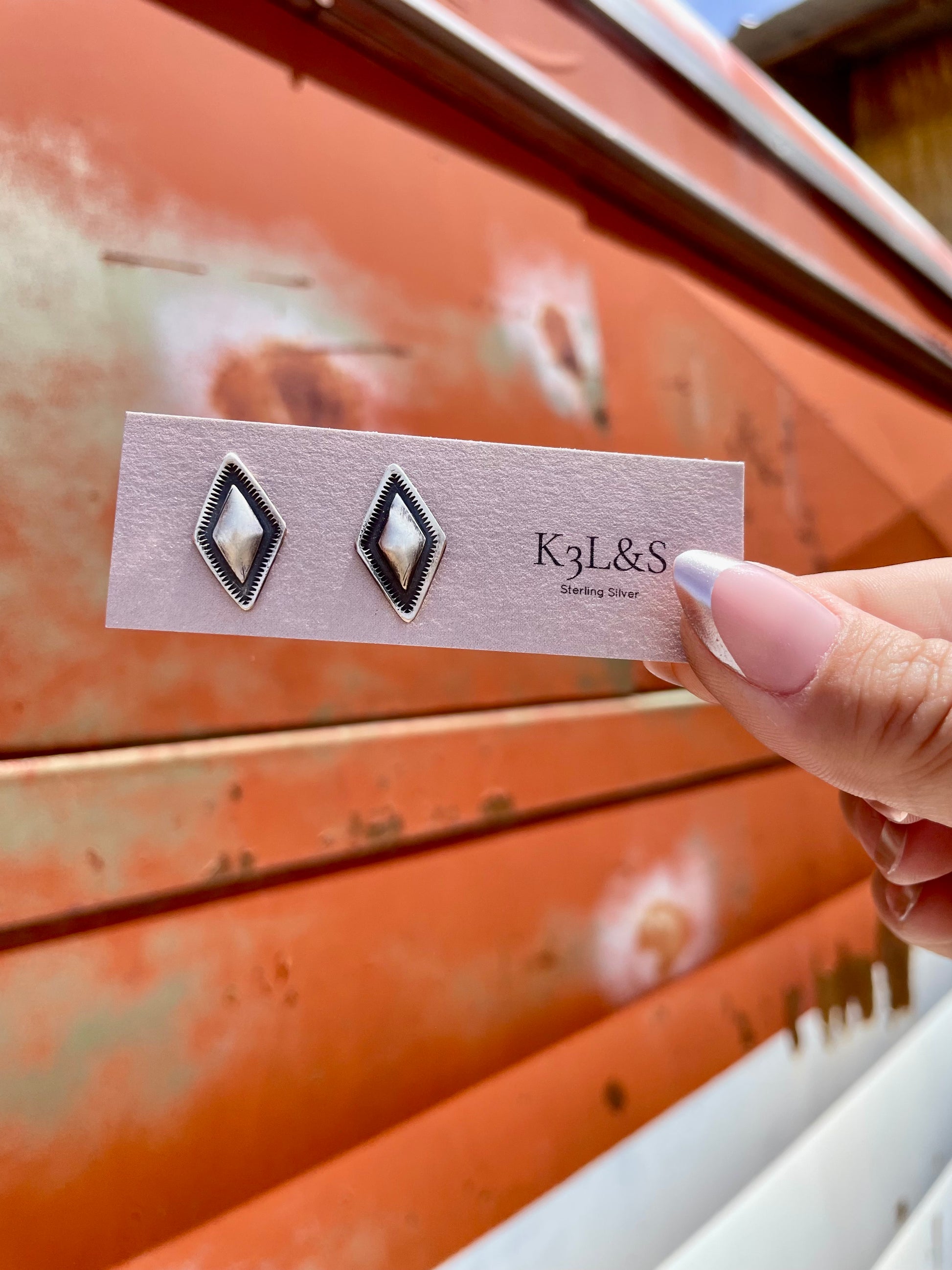 Silverado Studs image 1